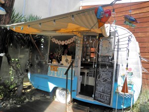 Little trailers like this are EVERYWHERE! How cute, right? Each one was it's own shop - usually selling trinkets, jewelry, or plants. So adorable and such a great use of space!