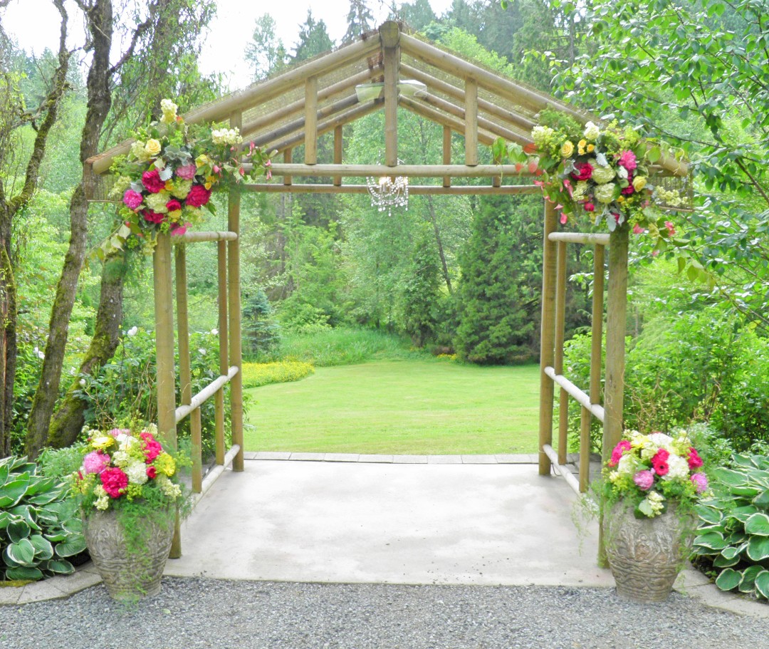 This is where the bride and groom will stand during the ceremony. It overlooks a huge grass field. Just stunning!